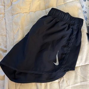 Nike Shorts size M